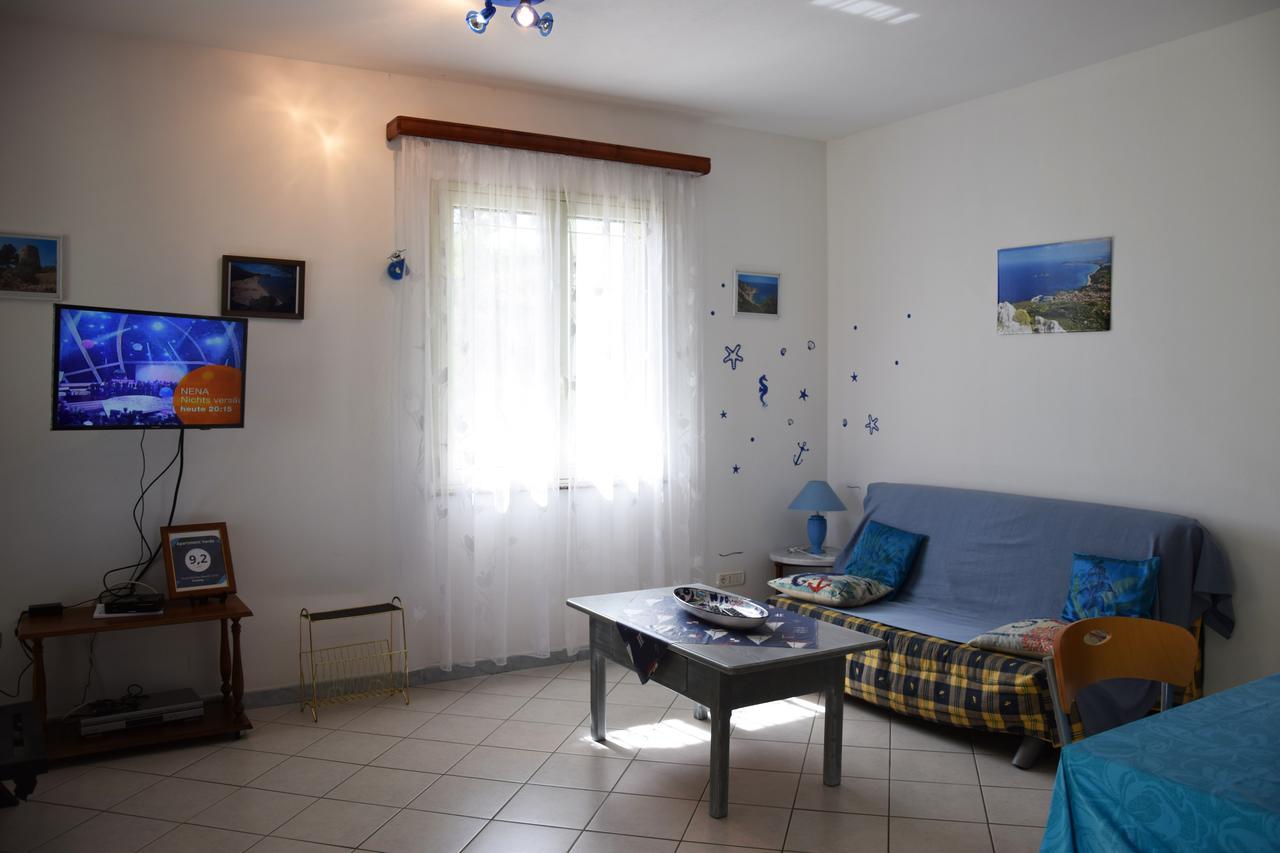 Apartment Verde Santa Maria Navarrese Eksteriør billede