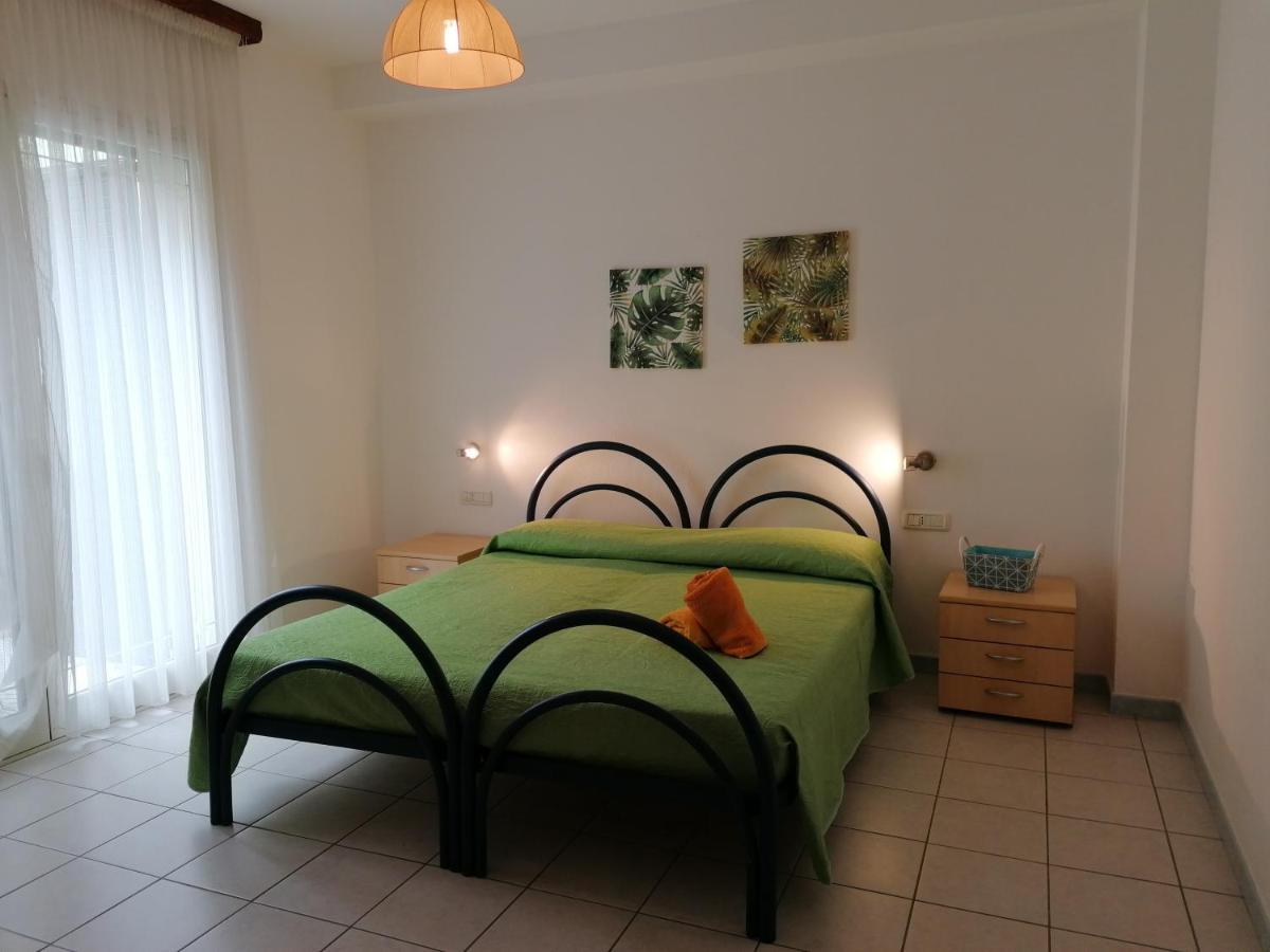 Apartment Verde Santa Maria Navarrese Eksteriør billede